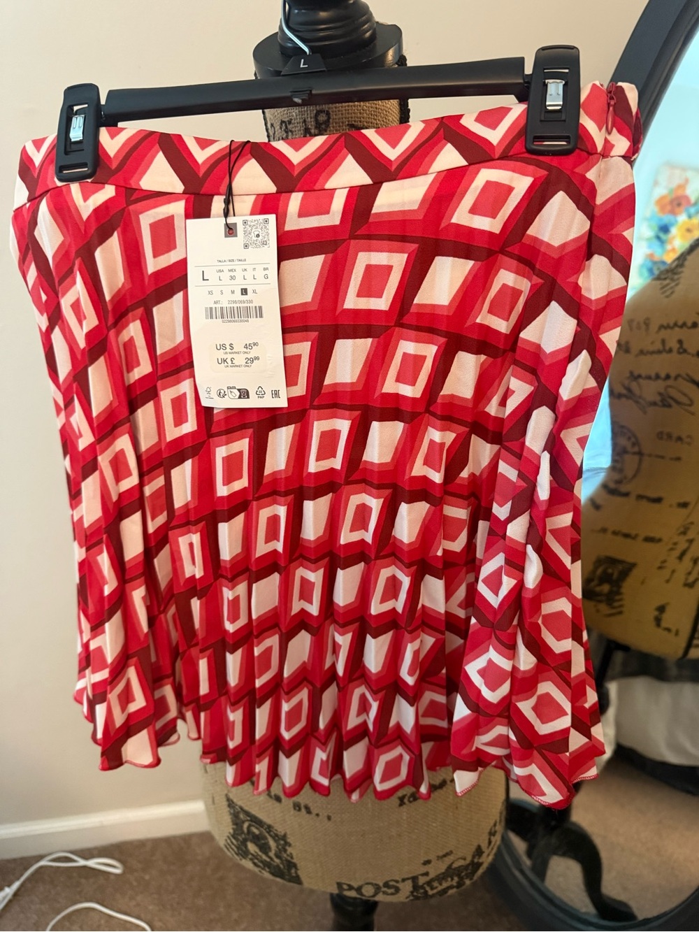 Zara Red and White Geometric Mini Skirt